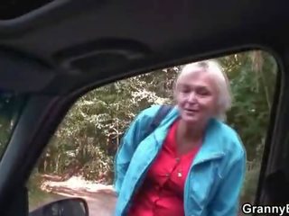 Old granny rides my peter right in the car