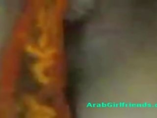 豐滿的 阿拉伯 寵兒 在 自製 xxx 視頻 mov