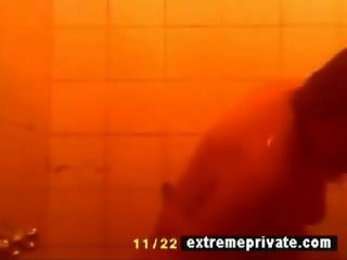 Skrytý kamera môj sprchovanie bbw mamička 42 leta