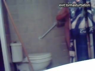 Eline masturbating in the bathroom
