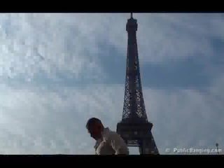 Ххх кліп брудна кліп по в eiffel tower